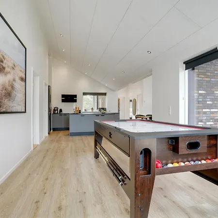 Heidi - 1km From The Sea By Interhome Molby