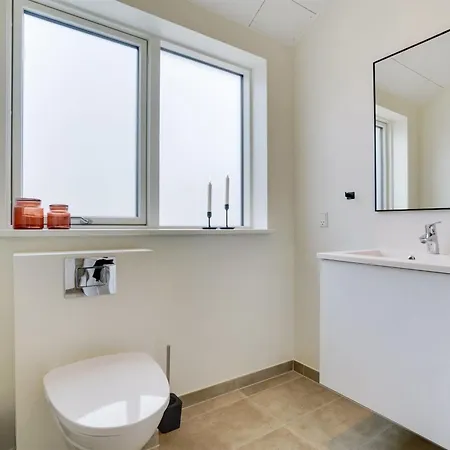 Heidi - 1km From The Sea By Interhome *