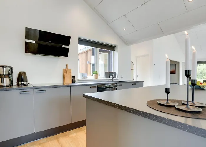 Heidi - 1km From The Sea By Interhome Molby