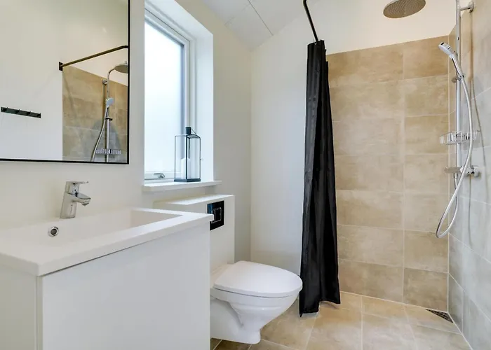 Heidi - 1km From The Sea By Interhome *